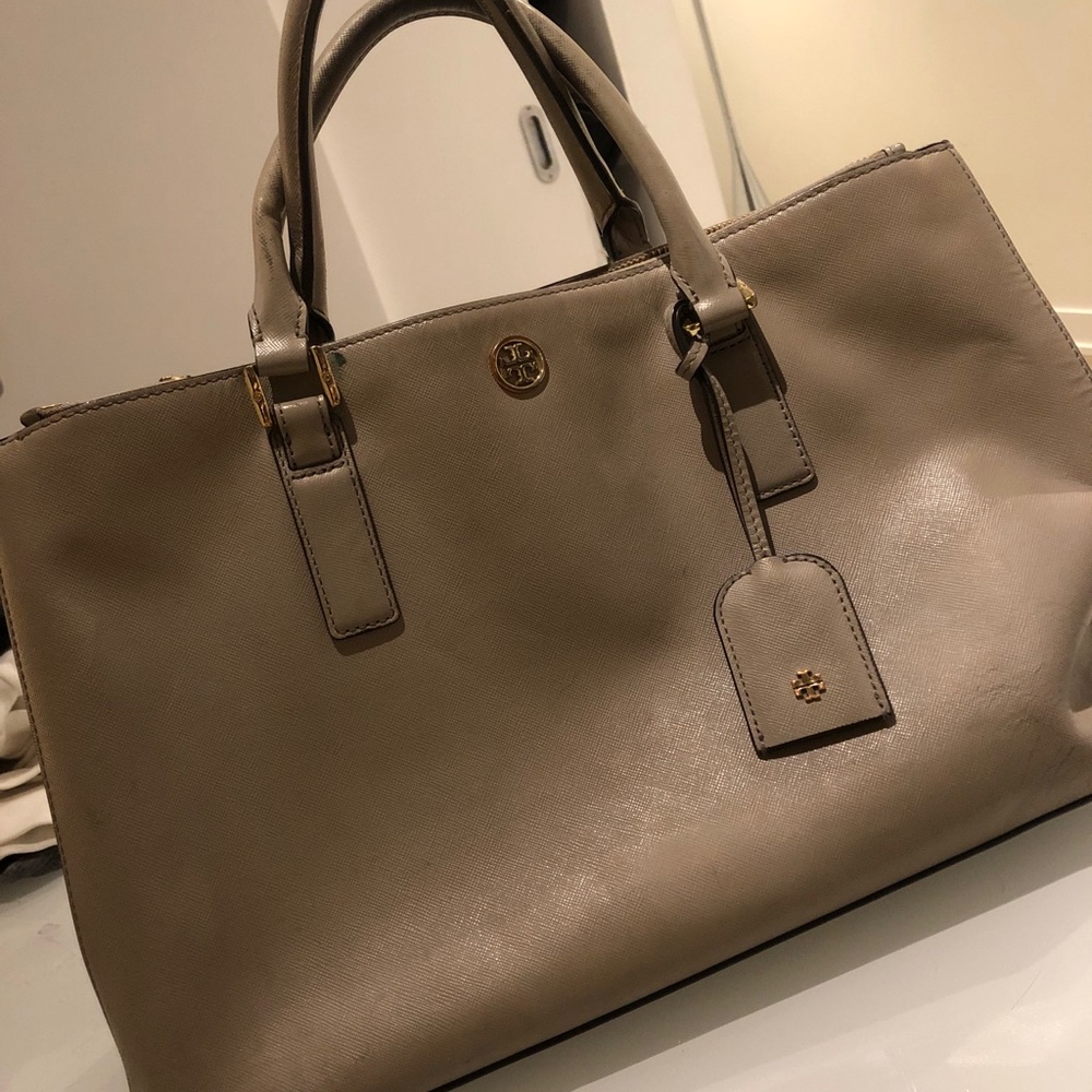 Tory Burch Robinson Double Zip - Picture 6 of 9